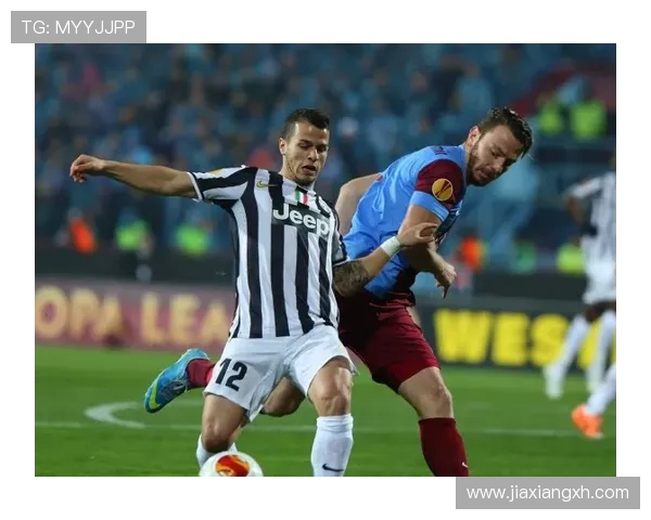 拉齐奥对阵尤文首发揭晓 罗马尼奥利贡多齐出场 弗拉霍维奇麦肯尼亮相 拉齐奥对阵尤文首发揭晓 罗马尼奥利贡多齐出场 弗拉霍维奇麦肯尼亮相